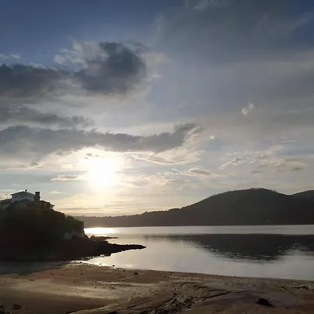 Апартаменты Coastal Paradise